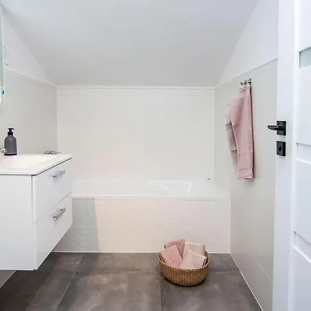 Loft Krancowa מלון